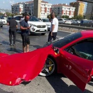 istanbulda 17 milyon liralik kaza oto tamircinin test surusu pahaliya patladi qlNbAW98