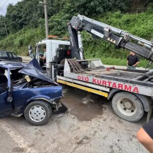 rizede trafik kazasi 6 yarali OuY9fa1h