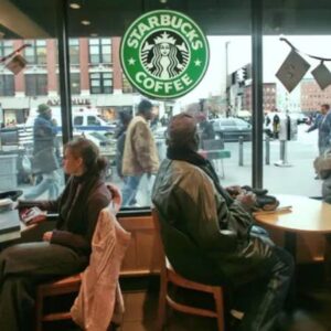 starbuckstan yeni hamle musterilerin magazaya masaustu bilgisayar ve yazici goturmesi yasaklandi KMeKIYIF