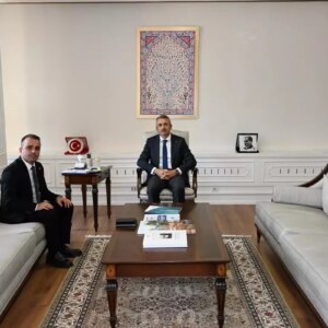 vali sezer bassavci ve tarim mudurunu kabul etti pnN4jDRb