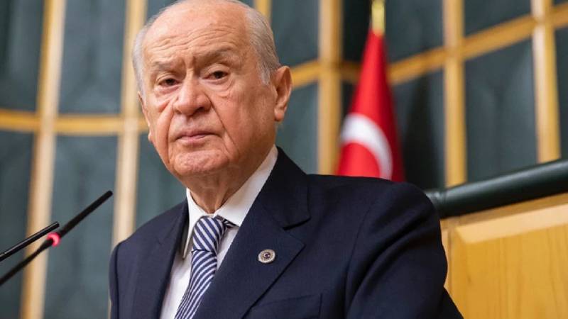 bahceliden izmir saldirisi aciklamasi turkiyemiz uzerinde oynanan alcak oyunlardan bagimsiz degil ic ve dis ihanet cephesini dagitmak mill gorev MQiBNFH8