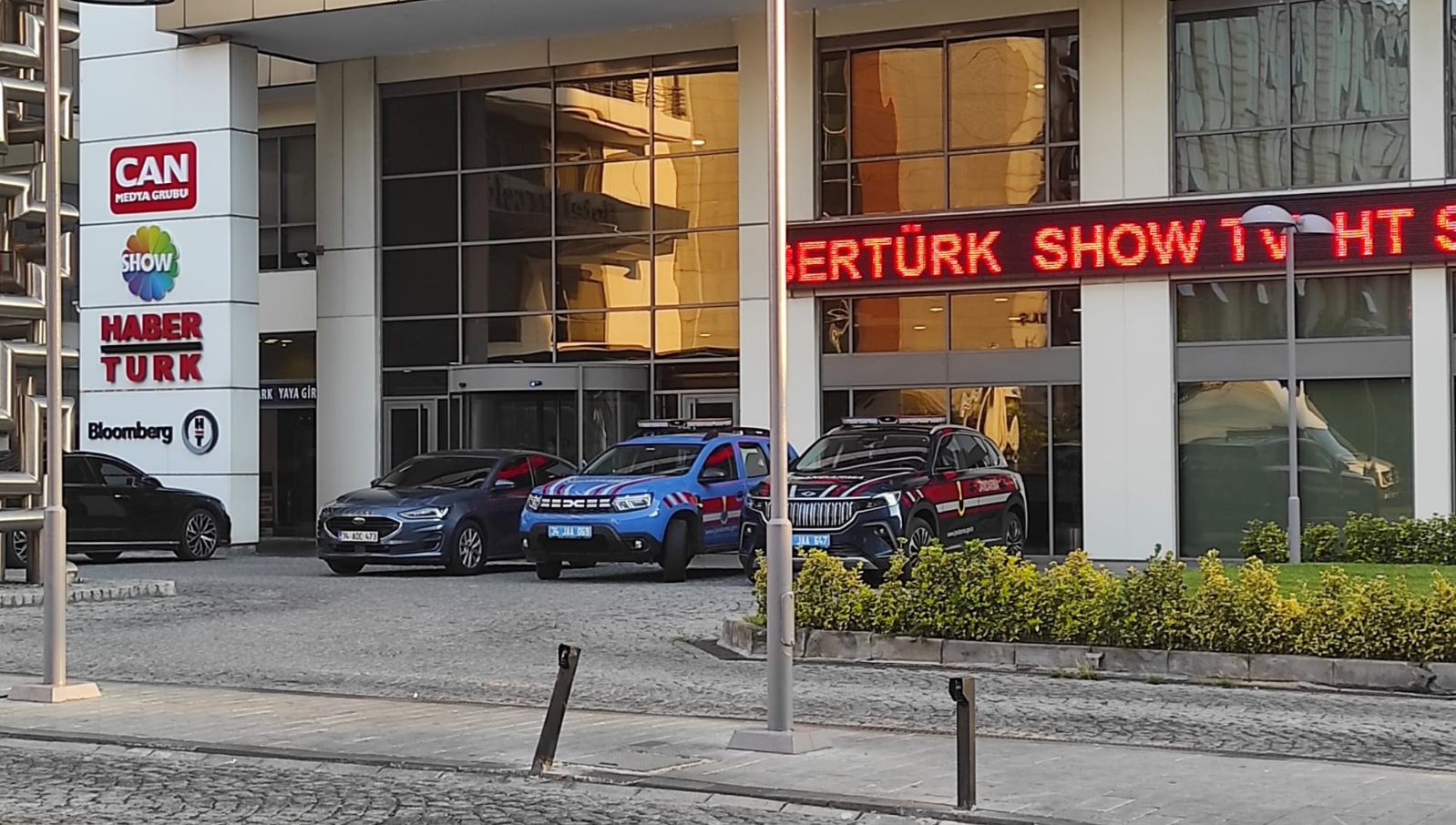 haberturk ve show tvye el konuldu kara para aklama ve kacakcilik suclamasi Kyl5RX7t