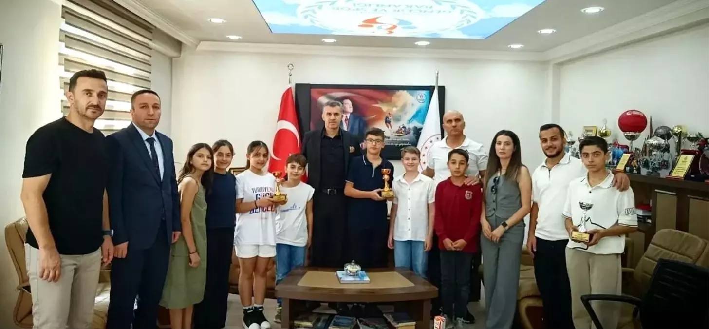 hakkarili sporculardan triatlon basarisi rA9cgdij