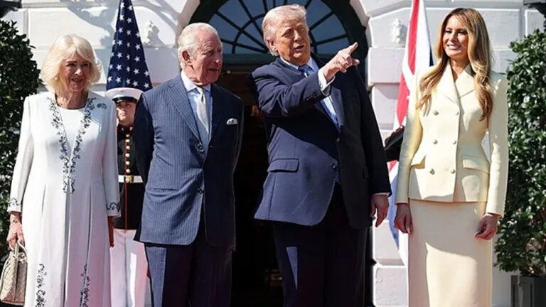 ingiltere-krali-charles-ve-esi-kralice-camilla-abdde-Q5wHwWGq