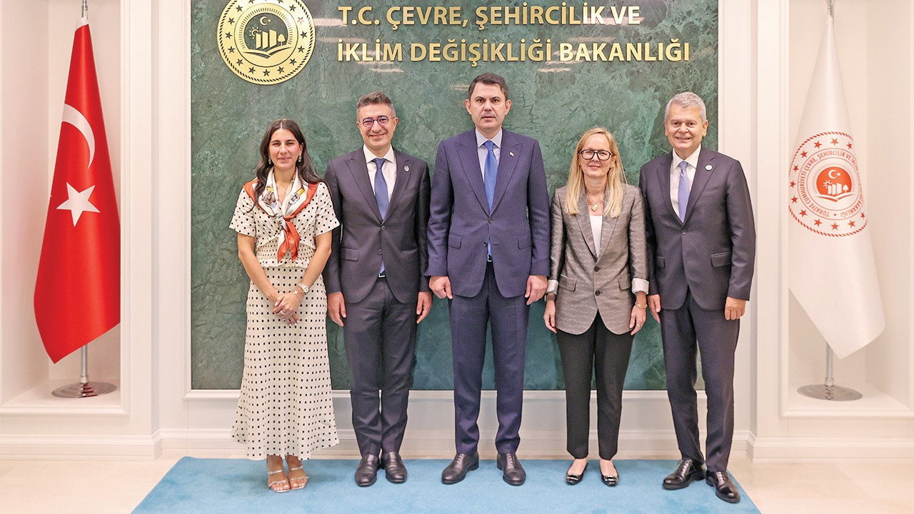 Cop31e kuresel bankacilik destegi IZMviFVU